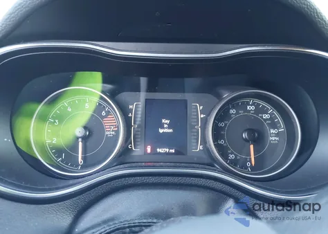 2019 Jeep Cherokee Latitude Fwd из США, поврежденный, VIN 1C4PJLCB9KD248267